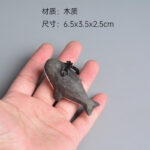 木质条纹鲸鱼钥匙扣 - 图片 4
